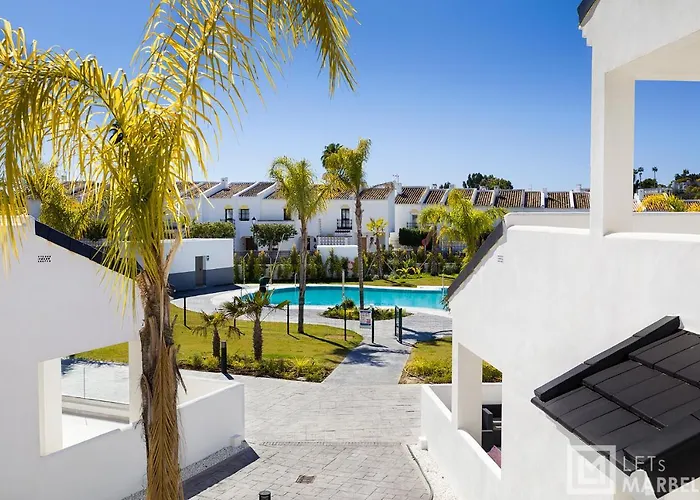 Sunsets - Modern 3-br Beachside Appartamento *