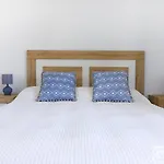 Apartment Sunsets - Modern 3-br Beachside *