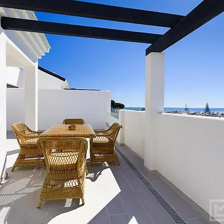 Апартаменты Sunsets - Modern 3-br Beachside Эстепона