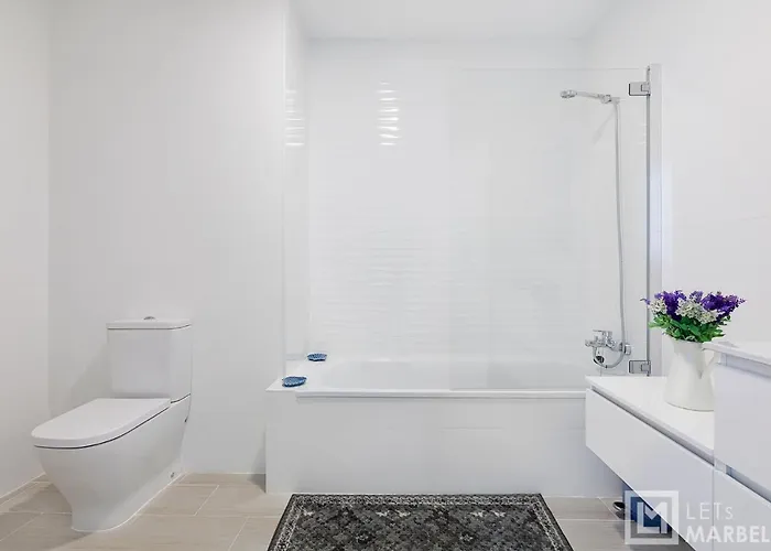 Sunsets - Modern 3-br Beachside Estepona